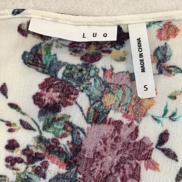 LUQ Rhee Tie Front Top Blouse V Neck Floral Off White Green Pink Women's Size S - Picture 3 of 10